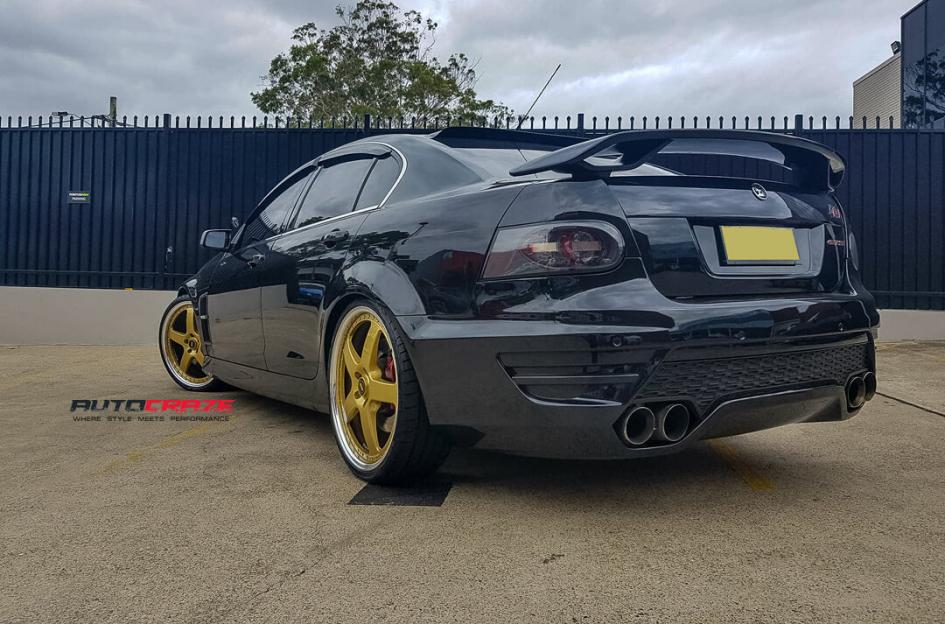 HOLDEN-COMMODORE-FR